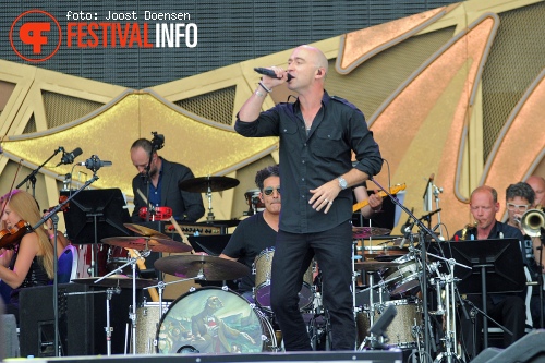 Ed Kowalczyk op Pinkpop 2014 - dag 1 foto