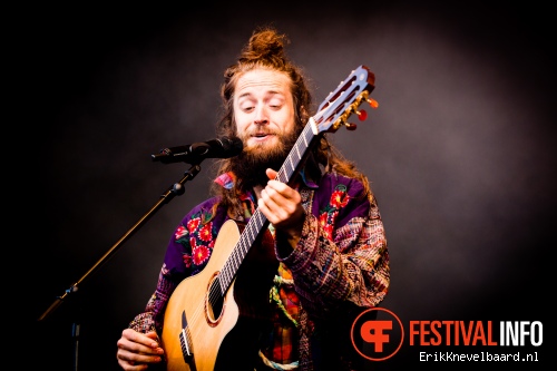 Crystal Fighters op Indian Summer Festival 2014 foto