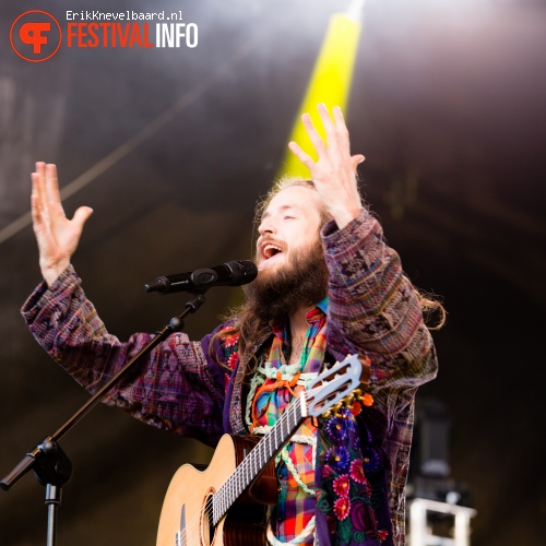 Crystal Fighters op Indian Summer Festival 2014 foto