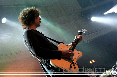 Kasabian op Kasabian - 26/2 - Paradiso foto