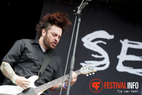 Seether op Graspop Metal Meeting 2014 dag 1 foto