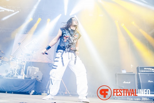 Jeff Scott Soto op Graspop Metal Meeting 2014 dag 1 foto