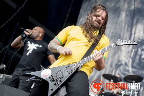 Sepultura op Graspop Metal Meeting 2014 dag 1 foto