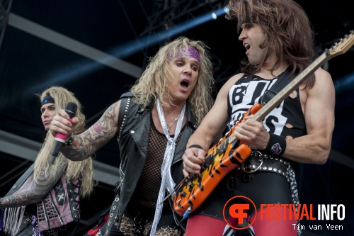 Steel Panther op Graspop Metal Meeting 2014 dag 1 foto