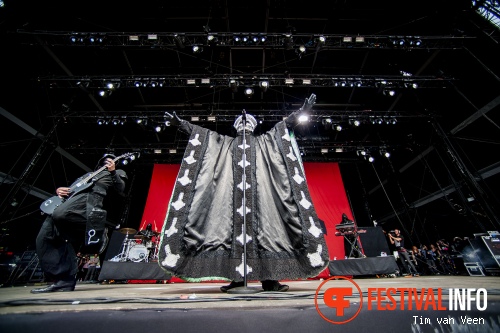 Ghost op Graspop Metal Meeting 2014 dag 1 foto