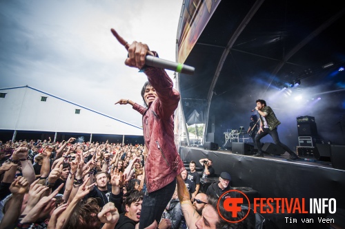 Crossfaith op Graspop Metal Meeting 2014 dag 3 foto