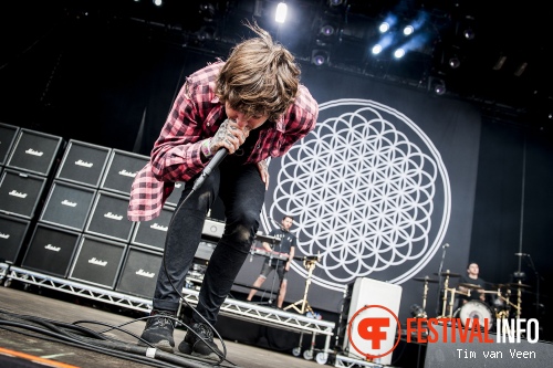 Bring Me The Horizon op Graspop Metal Meeting 2014 dag 3 foto