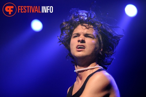 Jett Rebel op De Wereld Draait Buiten 2014 foto