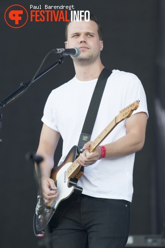 White Lies op Rock Werchter 2014 - dag 1 foto