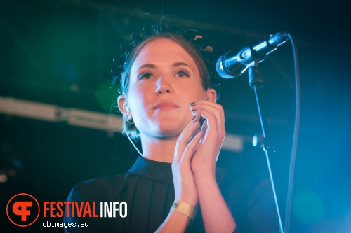 Womans Hour op Metropolis Festival 2014 foto