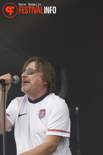 Southside Johnny & The Ashbury Jukes op Bospop 2014 - dag 2 foto