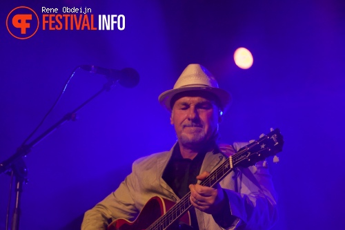 Paul Carrack op Bospop 2014 - dag 2 foto