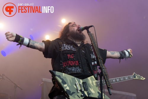 Soulfly op Werfpop 2014 foto