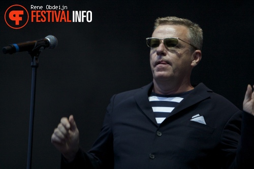 Madness op Suikerrock 2014 foto