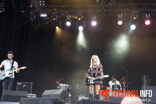 Nina Nesbitt op Suikerrock 2014 foto