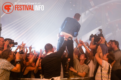 Kaiser Chiefs op Lowlands 2014 - dag 1 foto