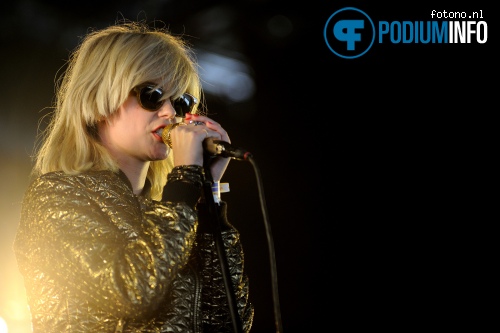 The Asteroids Galaxy Tour op Lowlands 2014 - dag 1 foto