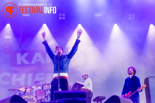 Kaiser Chiefs op Lowlands 2014 - dag 1 foto