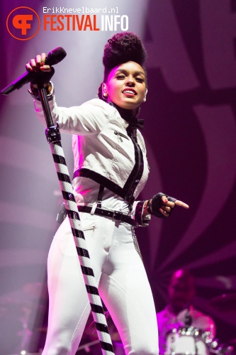 Janelle Monae op Lowlands 2014 - dag 1 foto