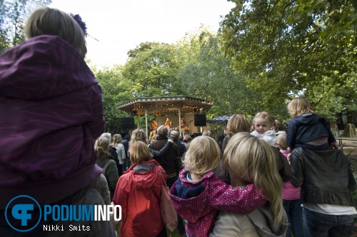 Eefje de Visser op Eefje de Visser - 23/8 - Artis foto