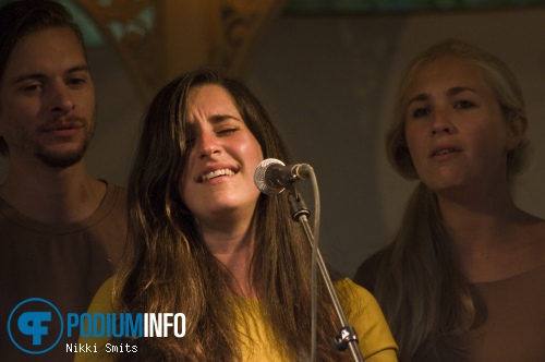 Eefje de Visser op Eefje de Visser - 23/8 - Artis foto