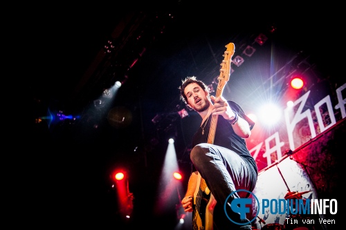 The Charm The Fury op Papa Roach - 28/8 - TivoliVredenburg foto