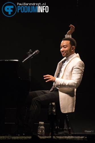 John Legend op John Legend - 30/10 - Ziggodome foto