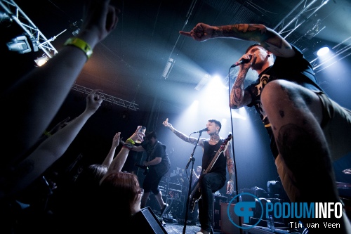 Crossfaith op Crossfaith - 4/11 - de Helling foto