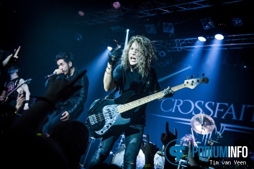 Crossfaith op Crossfaith - 4/11 - de Helling foto