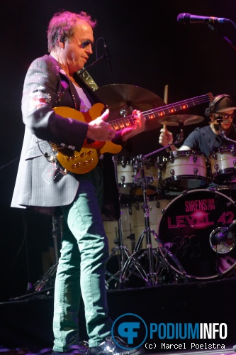 Foto Level 42 op Level 42 - 05/11 - Tivoli Vredenburg