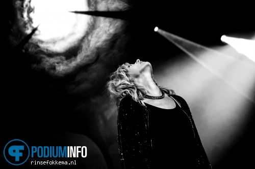 The Asteroids Galaxy Tour op The Asteroids Galaxy Tour - 7/11 Melkweg foto