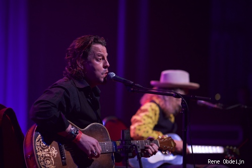 Ian Siegal op Bluesfestival Hoogeveen 2014 foto