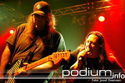 Jon Oliva's Pain op Jon Oliva's Pain - 1/4 - De Bosuil foto