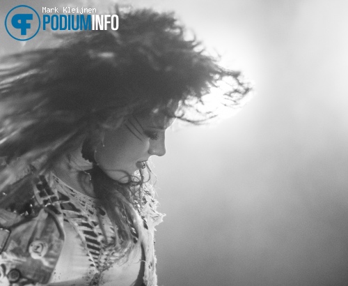 Arch Enemy op Kreator - 4/12 - 013 foto