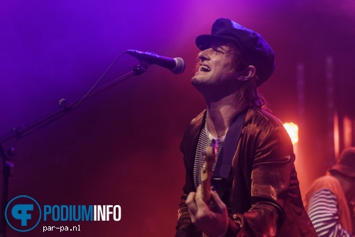 Will And The People op Grote opening - 04/11 - Gebr. De Nobel foto