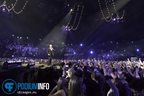 Niels Geusebroek op Top 2000 in concert foto