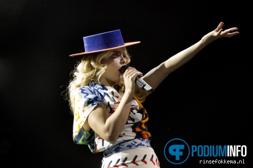 Paloma Faith op Paloma Faith - 13/2 - TivoliVredenburg foto