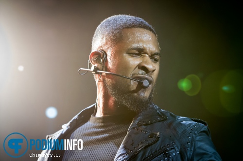 Usher op Usher - 04/03 - Ziggo Dome foto