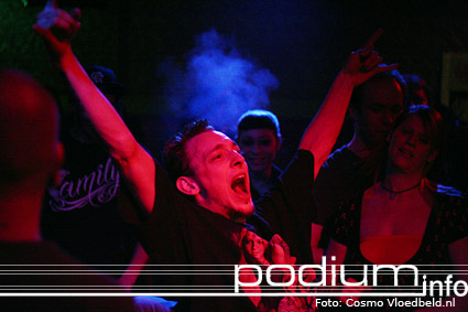 Pure Serenity op Across Five Aprils - 18/4 - Winston foto