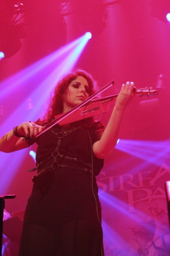 Stream of Passion op The Gentle Storm - 26/3 - Melkweg foto