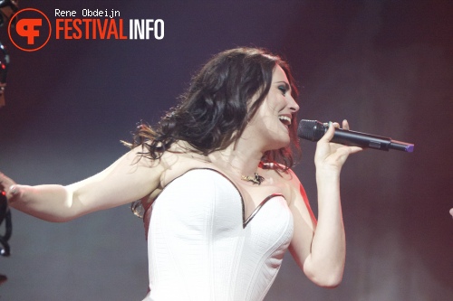 Within Temptation op Paaspop Schijndel 2015 - zaterdag foto