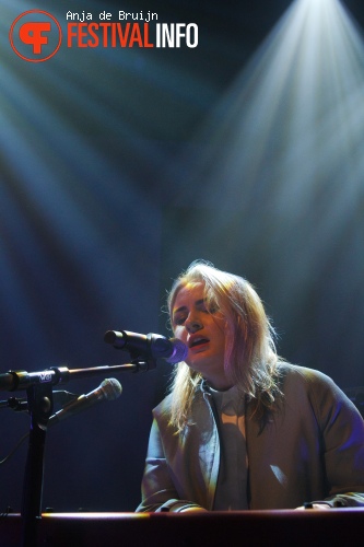 Låpsley op Motel Mozaique 2015 foto