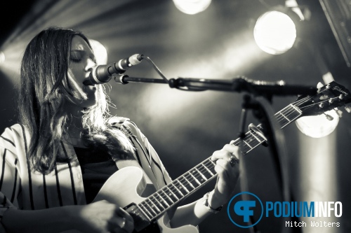 The Staves op Bony the King / The Staves - 10/4 - Melkweg foto