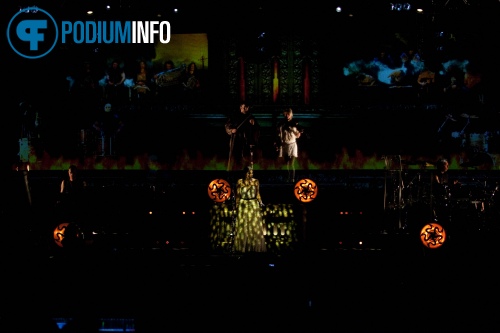 Within Temptation op Within Temptation - 21/04 - De Meenthe foto