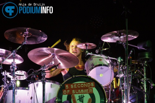 5 Seconds of Summer op 5 Seconds of Summer - 20/05 - Ziggo Dome foto