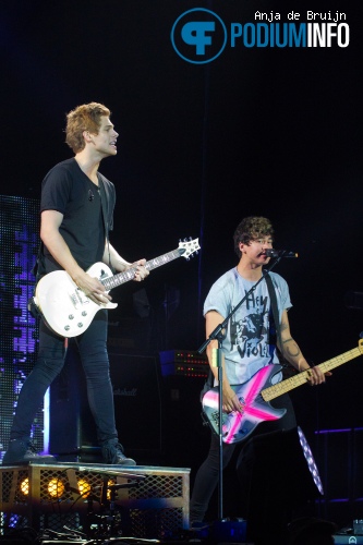 5 Seconds of Summer op 5 Seconds of Summer - 20/05 - Ziggo Dome foto