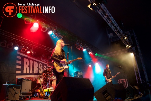 Joanne Shaw Taylor op Ribs & Blues Festival 2015 foto