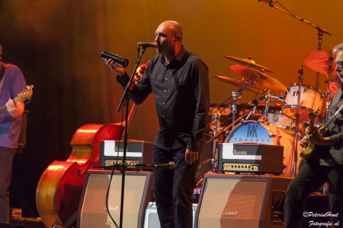 Mark Knopfler op Mark Knopfler - 06/06 - Ziggo Dome foto