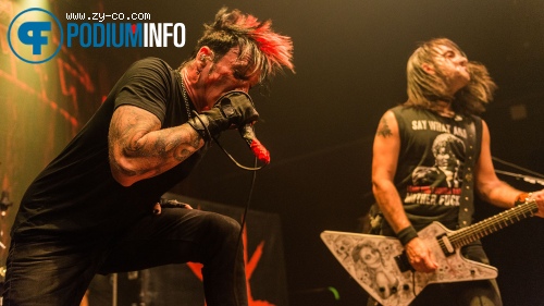 HellYeah op HellYeah - 11/06 - TivoliVredenburg foto