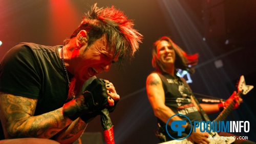 HellYeah op HellYeah - 11/06 - TivoliVredenburg foto